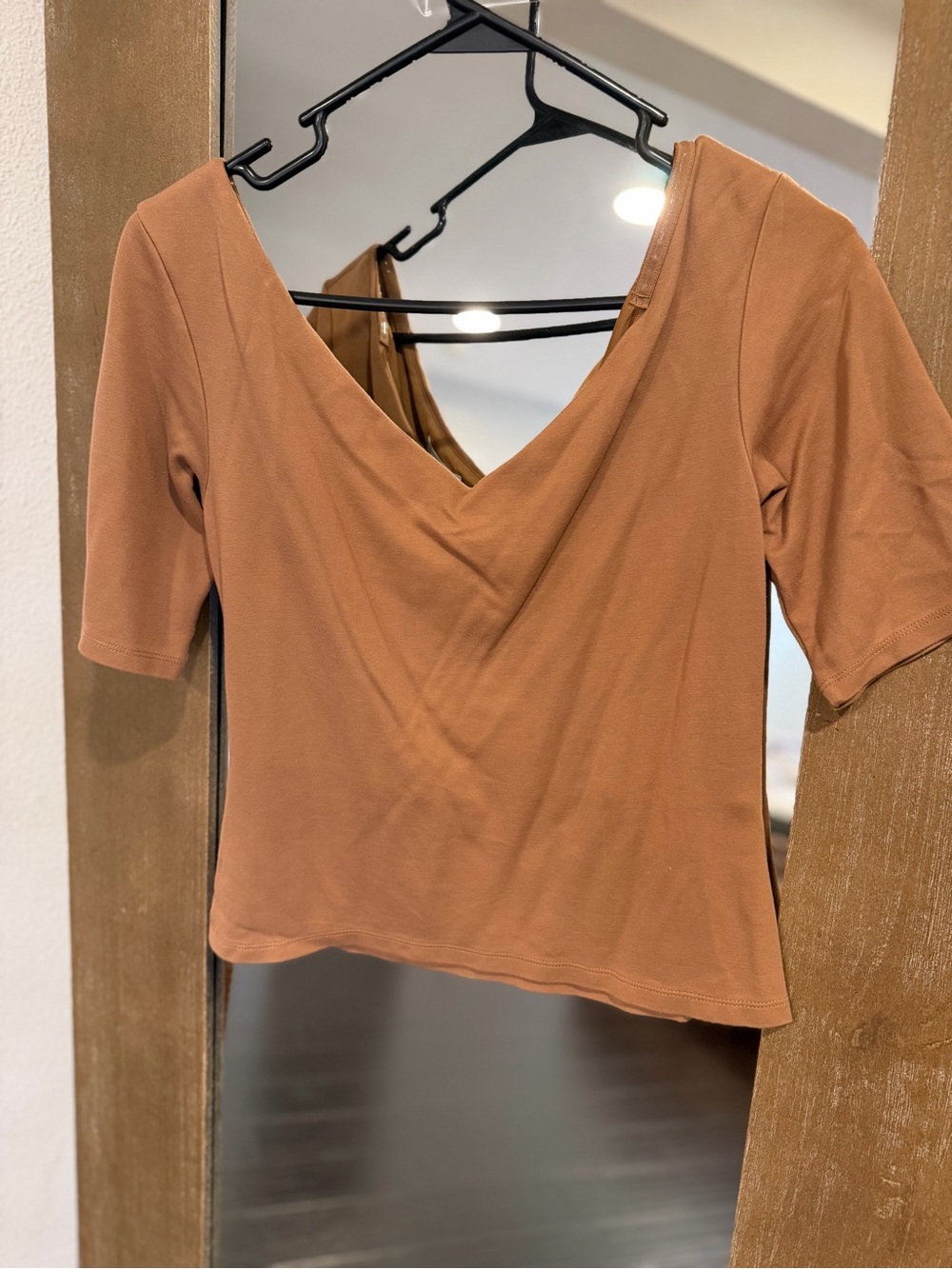H&M Women's V-Neck Short Sleeve Top - Rust Brown